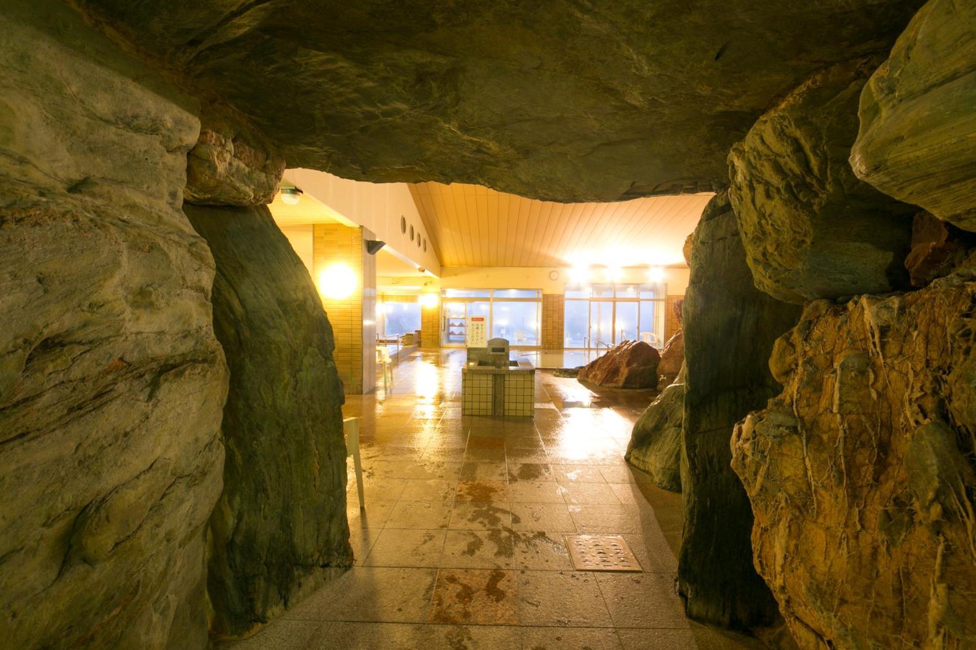 Kintarou Onsen Hotel Uozu المظهر الخارجي الصورة